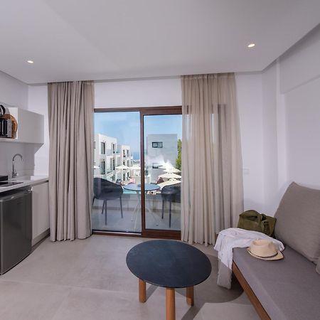 Mika Villas & Suites Khersónisos Eksteriør bilde