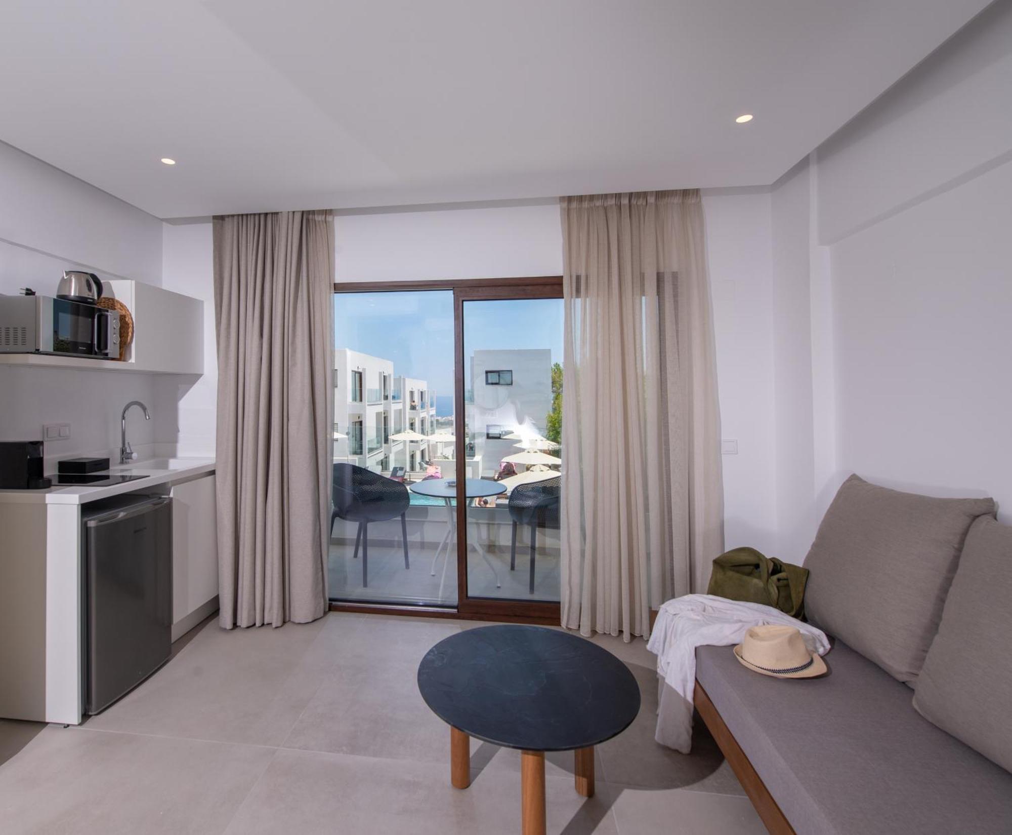 Mika Villas & Suites Khersónisos Eksteriør bilde