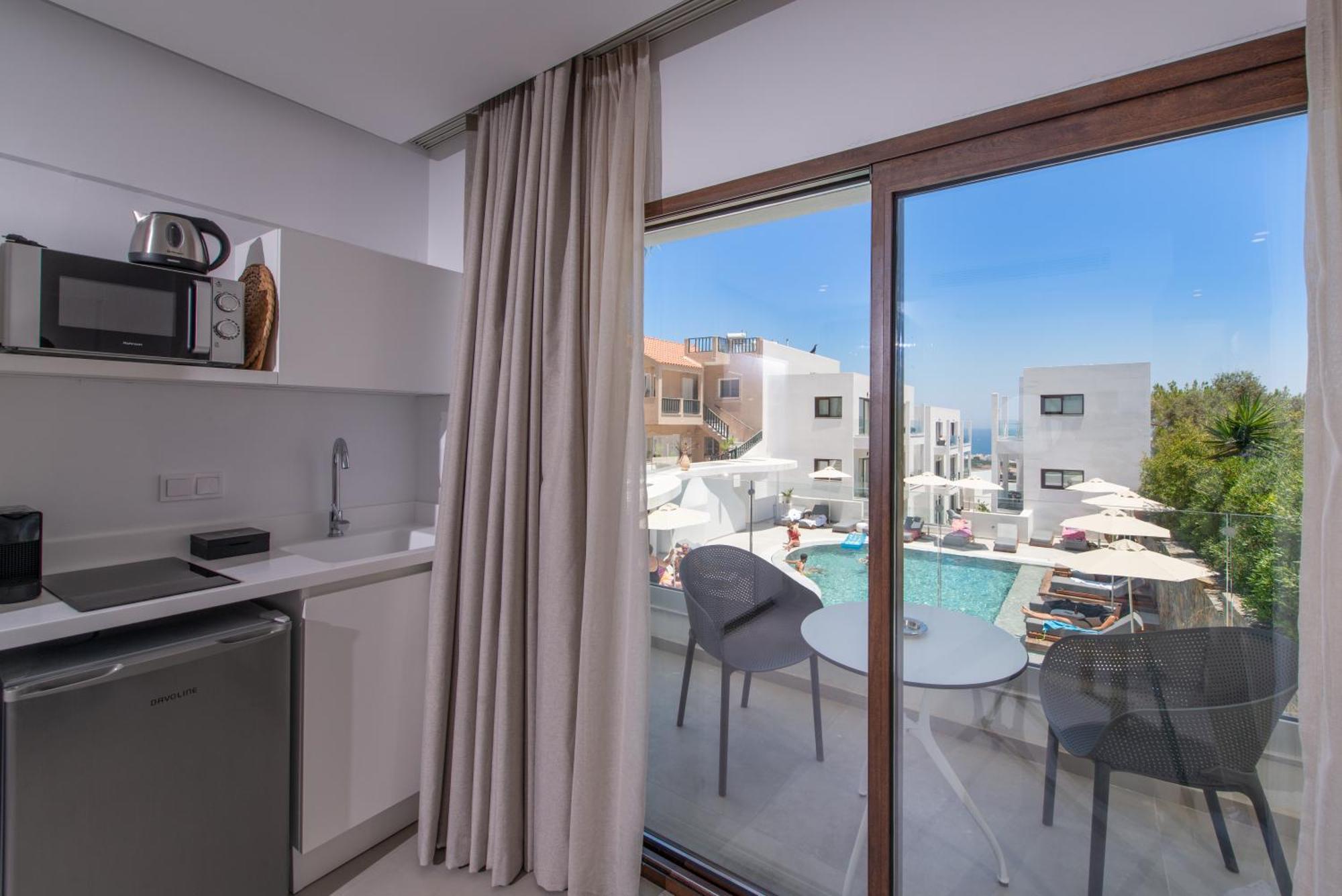 Mika Villas & Suites Khersónisos Rom bilde
