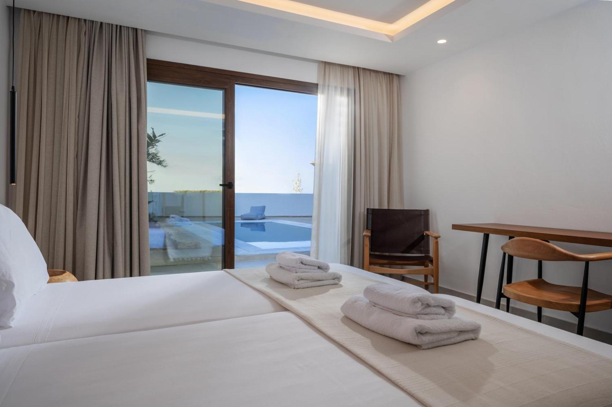 Mika Villas & Suites Khersónisos Rom bilde